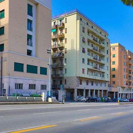 Affittacamere "San Martino Rooms" Генуя Екстер'єр фото